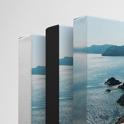 Several canvas prints showing various edge options like white, black, and blur wrap